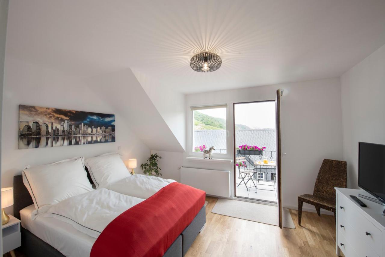 Ferienwohnung Burgblick Coraidelstein Klotten Extérieur photo